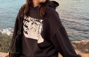 Lost Black Narcissist Jumper