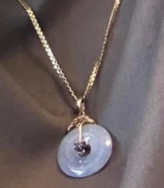 Lost 18K Gold Lavender Jadeite & Diamond Necklace Sydney